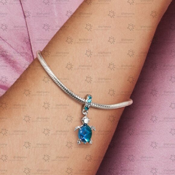 Pandora Murano Glass Sea Turtle Dangle Charm - Picture 5 of 7